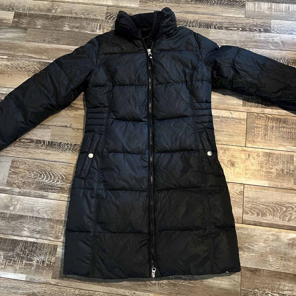 Lands end puffer jacket XS but fits like a small lots of room